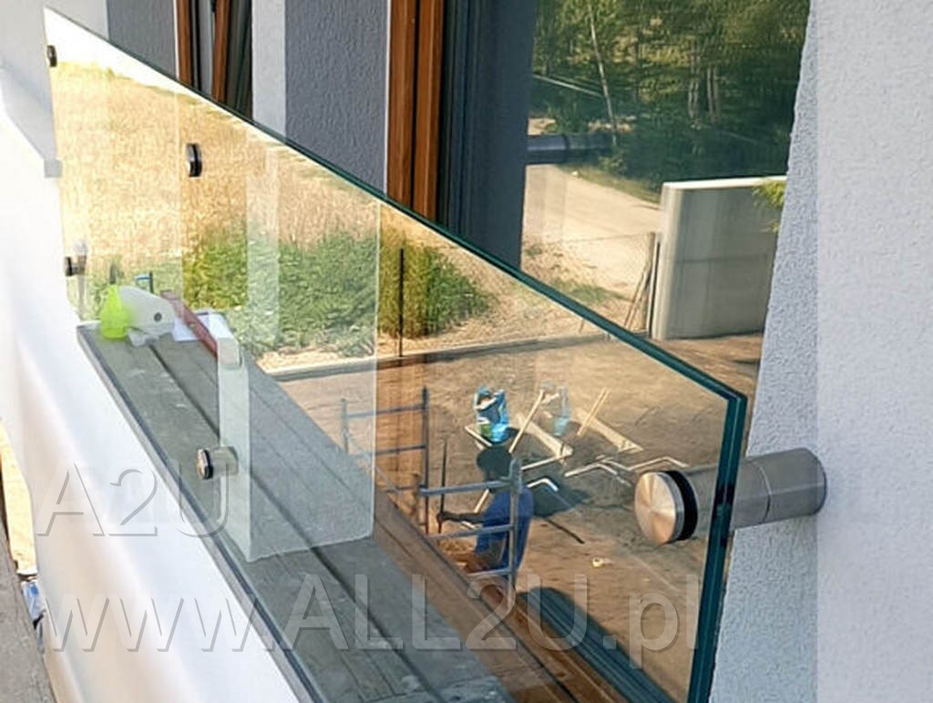 Firma A2U oferuje szeroki wybór balustrad z pełnym montażem. W naszej ofercie znajdą Państwo balustrady nierdzewne, aluminiowe, stalowe oraz balustrady szklane samonośne www.all2u.pl