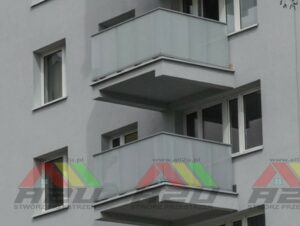 Firma A2U oferuje szeroki wybór balustrad z pełnym montażem. W naszej ofercie znajdą Państwo balustrady nierdzewne, aluminiowe, stalowe oraz balustrady szklane samonośne www.all2u.pl